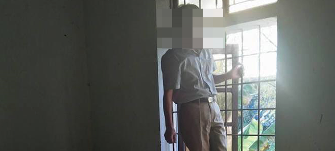 Người đàn ông dùng dây giày treo cổ tại trụ sở công an xã