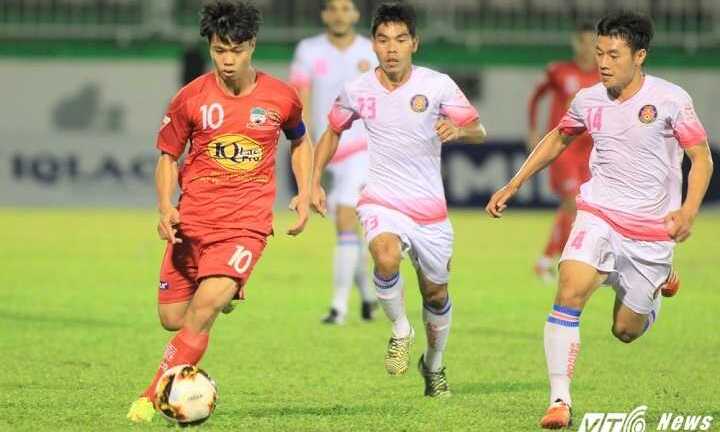 Hơn 500 ngày tịt ngòi tại V-League của Công Phượng