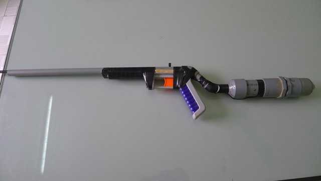 Mâu thuẫn, rút súng tự chế bắn chết người trong quán ăn