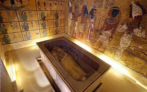 Bí ẩn bên trong ngôi mộ vua Tutankhamun còn sót lại
