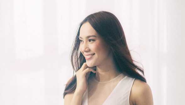 Cô gái đẹp như Hà Hồ, hát hay như Mỹ Tâm tung sáng tác từ 3 năm trước