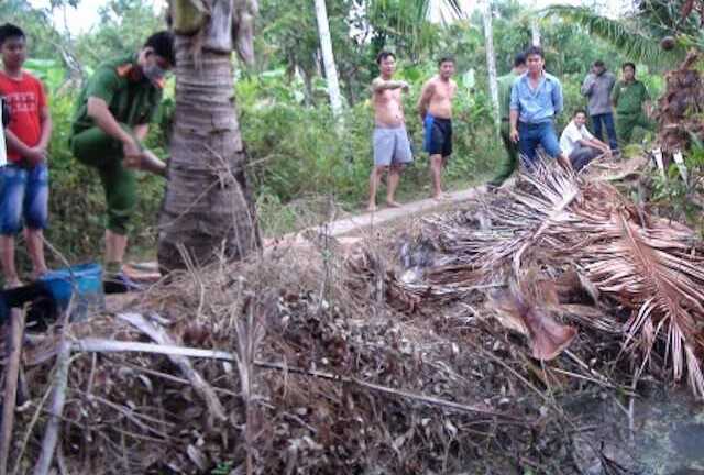 Tránh mặt người yêu, cô gái bị dìm đến chết