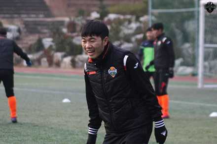 Video Xuân Trường đá chính, Gangwon nhận kết quả bất ngờ trước đội bóng hạng 3