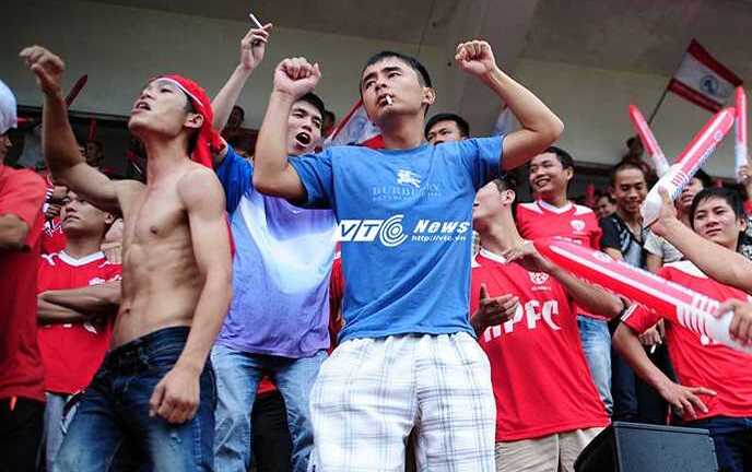 CĐV Hải Phòng chửi trọng tài, lăng mạ Hà Nội FC: Không thể cho những kẻ tục tĩu, vô văn hóa vào sân