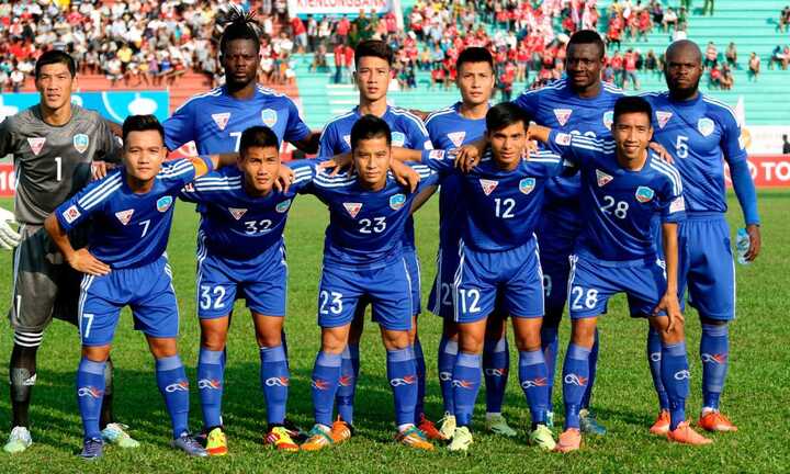 'Huỳnh Đức đệ nhị' đánh đầu ghi bàn đẳng cấp thế giới