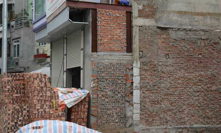 Thực hư tin đồn 'bức tường' giá 1,5 tỷ đồng ở Hà Nội
