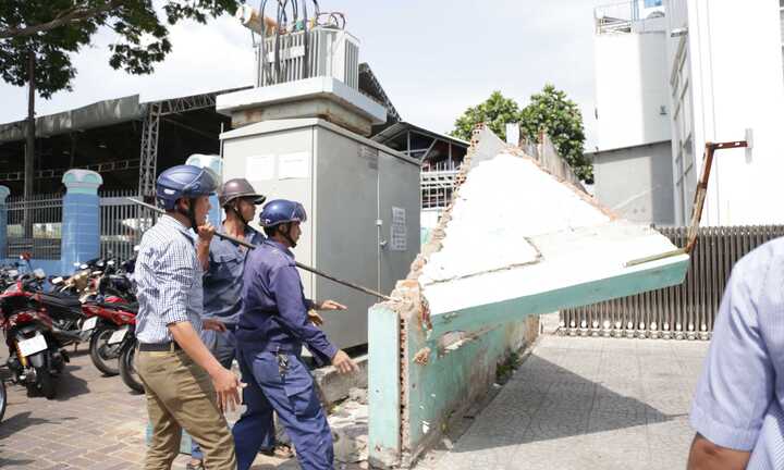 Tường trước trụ sở lấn chiếm vỉa hè bị đập bỏ, Bộ Công thương lên tiếng