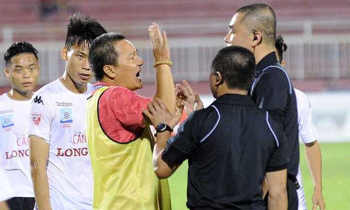 Bộ trưởng Nguyễn Ngọc Thiện: Trọng tài phải tạo niềm tin cho cầu thủ