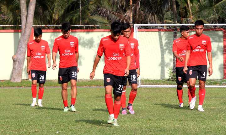 Quyền chủ tịch CLB Long An Nguyễn Môn: Quang Thanh, Minh Nhựt 'ổn định tinh thần' rồi tính tiếp