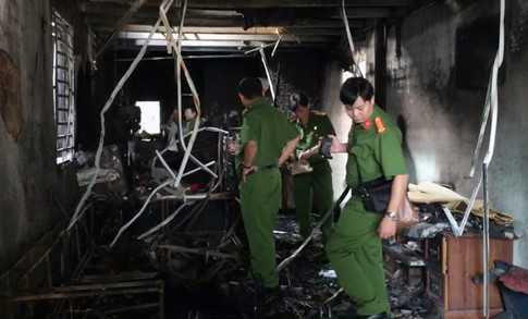 Cháy nhà 4 người chết ở Bình Dương: Đến chết, mẹ vẫn ôm con trong lòng