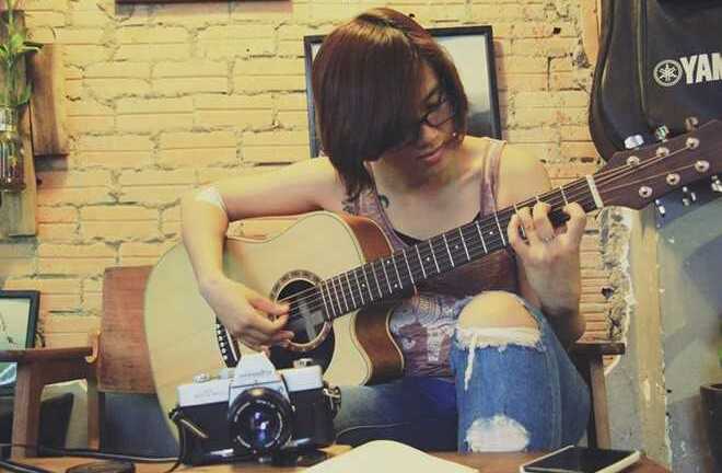 Cô gái trẻ xinh đẹp kể chuyện bị gạ tình khi một mình đi phượt