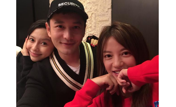 Huỳnh Hiểu Minh tổ chức sinh nhật hoành tráng cho Angela Baby, Triệu Vy tới tham dự