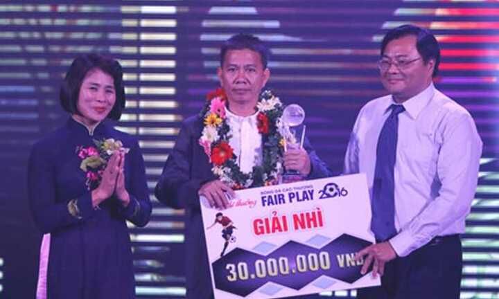 Đến lượt ban tổ chức giải Fair-play Việt Nam trao nhầm giải thưởng