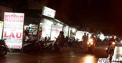 Ai đứng sau những quán bia ngang nhiên cướp vỉa hè ở Hà Nội?