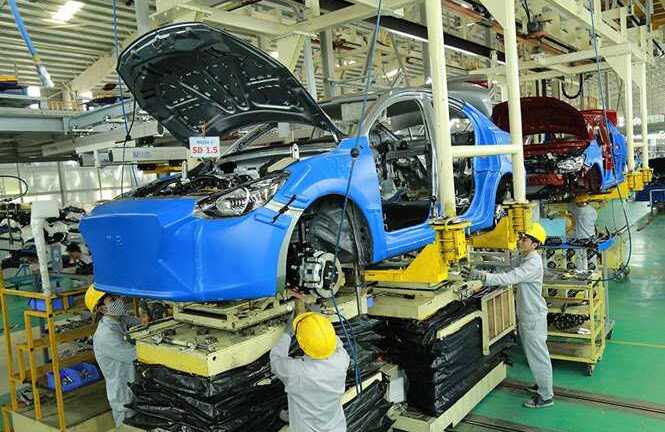 Chất lượng thấp, giá đắt hơn: Ô tô lắp ráp làm sao để hút khách?