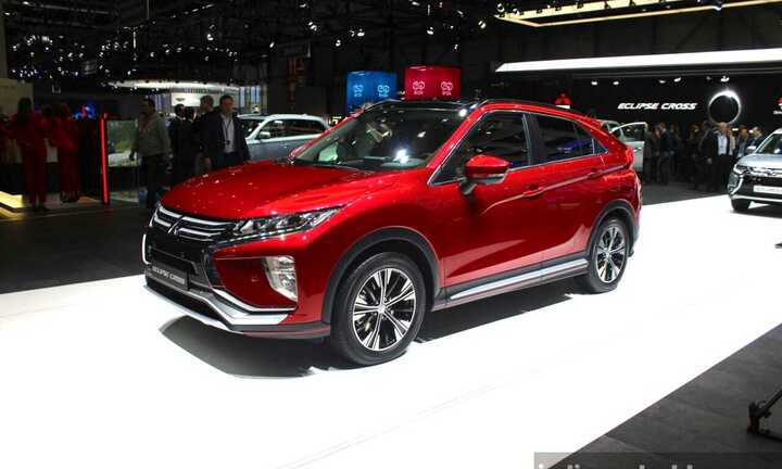 Eclipse Cross trình làng, 'thách thức' Mazda CX-3 và Toyota CH-R