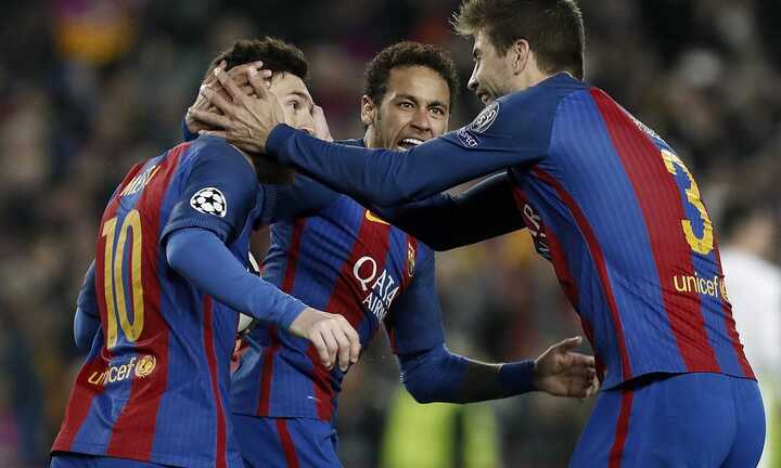 Siêu phẩm sút phạt không thể cản phá của Neymar