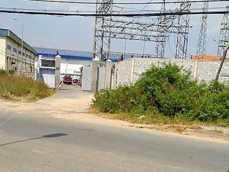 Trạm biến áp phóng điện, 2 người đàn ông bỏng nặng