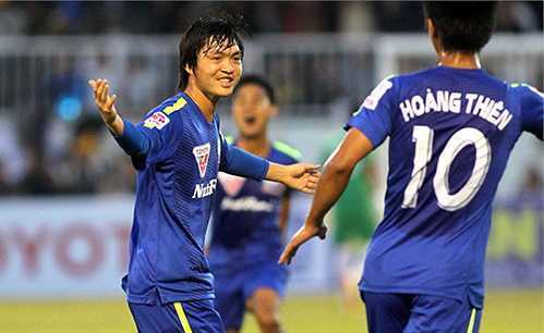 HAGL không tham thành tích, quyết bảo vệ đôi chân Tuấn Anh