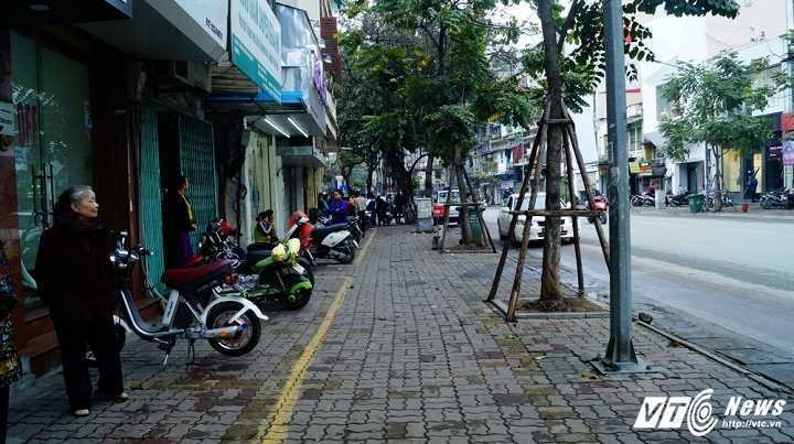 Video: Sau dẹp 'cướp' vỉa hè, phố phường Hà Nội gọn ghẽ, bình yên