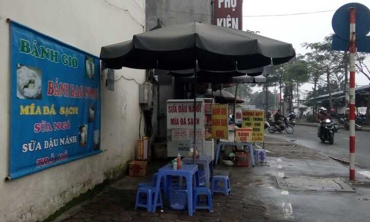 Hà Nội dẹp 'cướp' vỉa hè: Nhiều tuyến phố vẫn còn nhếch nhác
