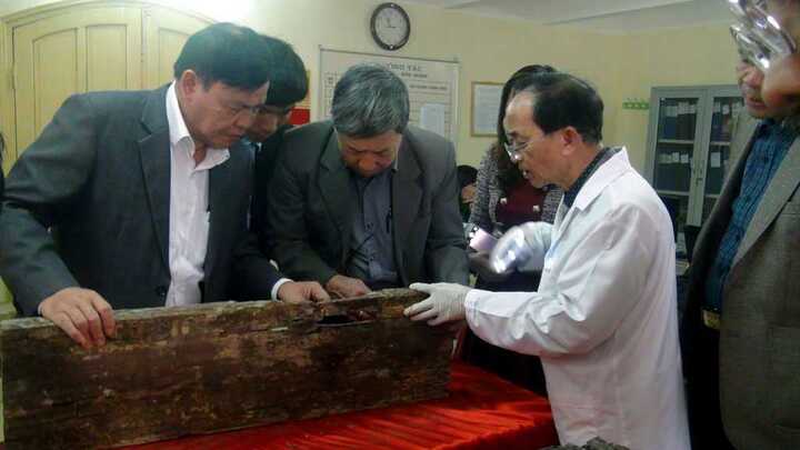 Vụ tìm mộ Trạng Trình bằng ngoại cảm: Hội thảo khoa học hay 'hội thảo mê tín'?