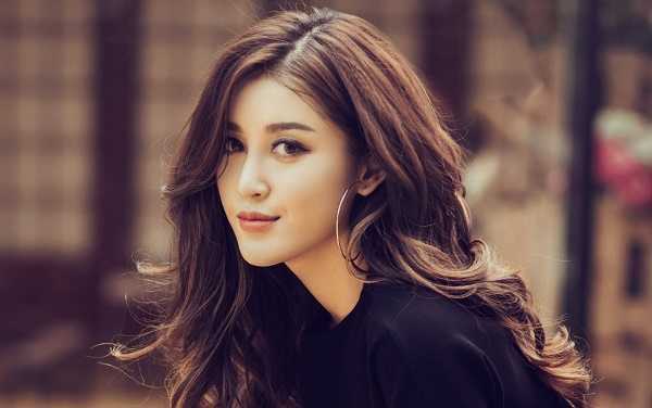 Á hậu Huyền My hé lộ kế hoạch sang Myanmar đóng phim điện ảnh đầu tiên