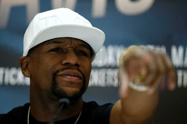 Floyd Mayweather đồng ý tái đấu Conor McGregor