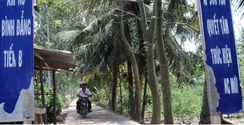 Đi chuốt lá dừa, 2 bé gái chết đuối thương tâm