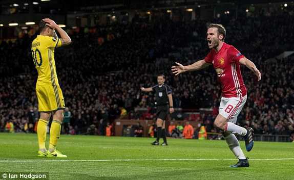 Juan Mata ghi bàn, MU tiến vào tứ kết Europa League