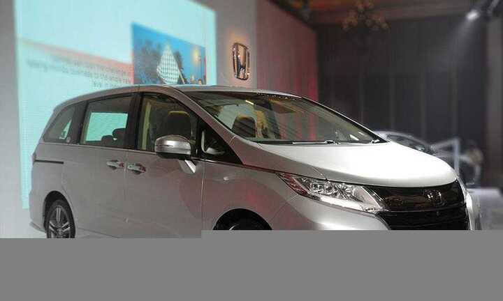 SUV 7 chỗ Honda Odyssey 2017 chốt giá 1,22 tỷ đồng