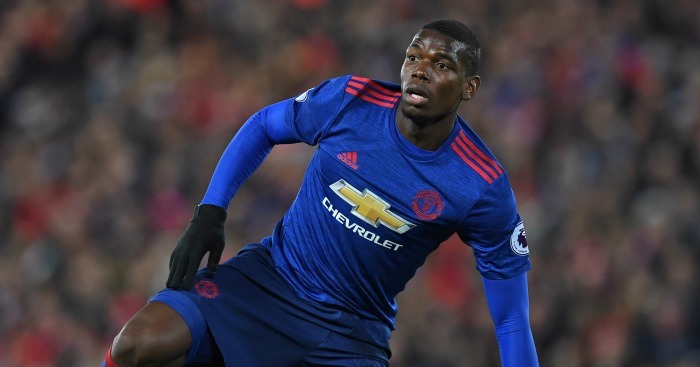 Fellaini át Pogba: Câu chuyện kiểu tóc và phong độ