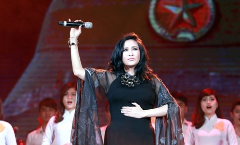 Nghe lại ca khúc 'Màu hoa đỏ' qua giọng hát của diva Thanh Lam