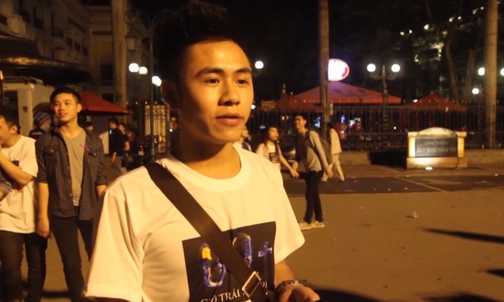 Video: Giới trẻ Thủ đô nhiệt tình hưởng ứng Giờ Trái đất 2017