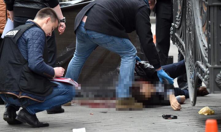 Video sốc: Cựu nghị sĩ Nga bị bắn chết giữa ban ngày trên đường phố Kiev