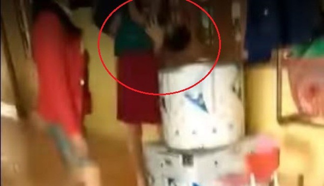 Làm rõ vụ hiệu trưởng dốc đầu bé 5 tuổi vào máy vặt lông gà