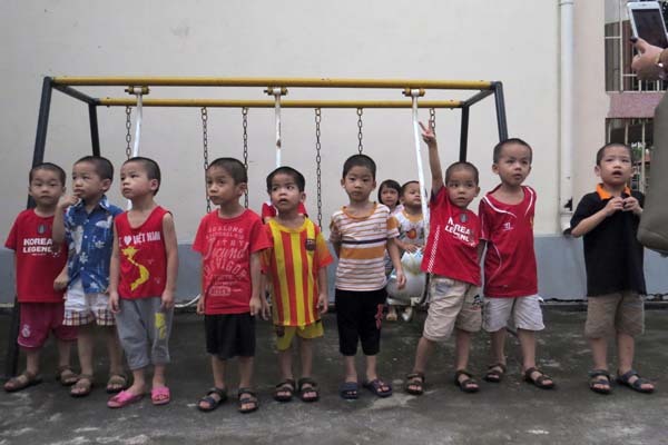 8 bé trai bị bán sang Trung Quốc đã có gia đình mới