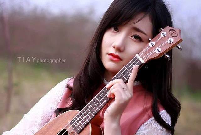 Hot girl ĐH Kiểm sát Hà Nội đẹp thuần khiết trong bộ ảnh mới