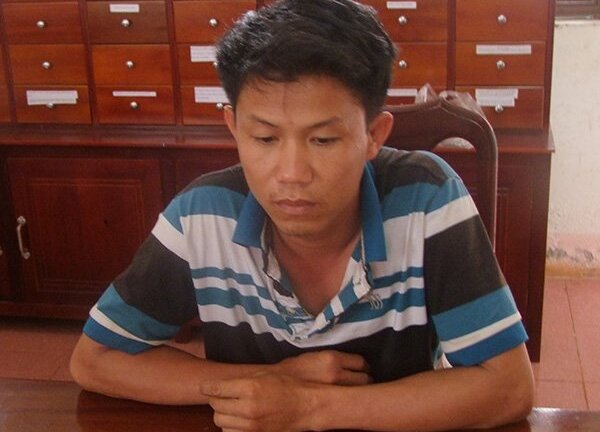 Mâu thuẫn tiền bạc, sát hại người tình đang mang thai