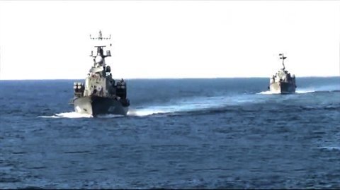 Cách cặp tàu tên lửa Việt Nam hợp luyện diệt mục tiêu