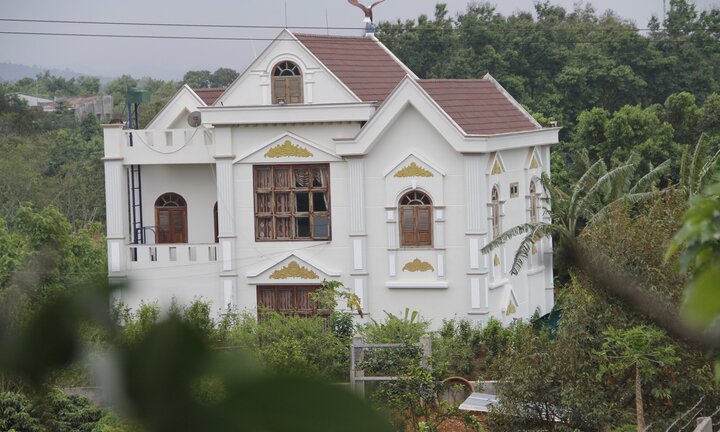 Phó Ban Nội chính Đắk Lắk xây biệt thự trái phép: Chủ tịch phường nhận lỗi