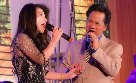 'Cháy vé' ở Buôn Ma Thuột, Chế Linh lại làm liveshow tại Phan Thiết