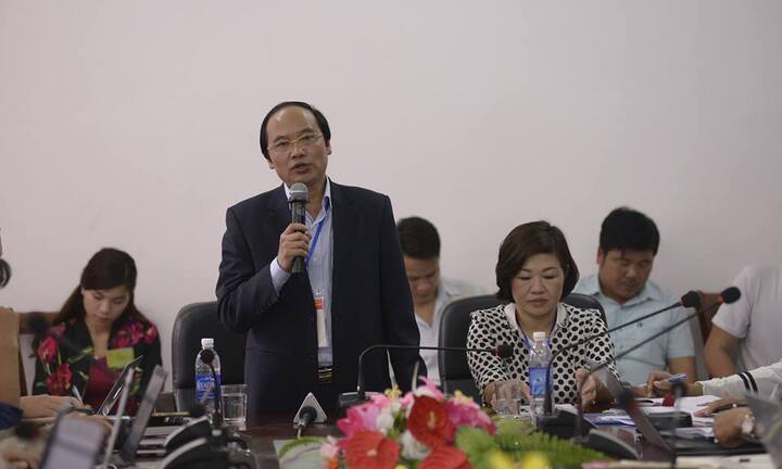 Lễ hội Đền Hùng 2017: 'Cứ mặc váy ngắn trên đầu gối là bị mời xuống ngay'