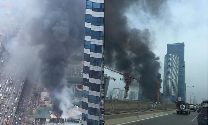 Cột khói đen cao hàng chục mét trong đám cháy ở đường Phạm Hùng, Hà Nội