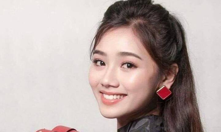 Vẻ đẹp cuốn hút của 'hot girl' xứ Nghệ đam mê múa đương đại