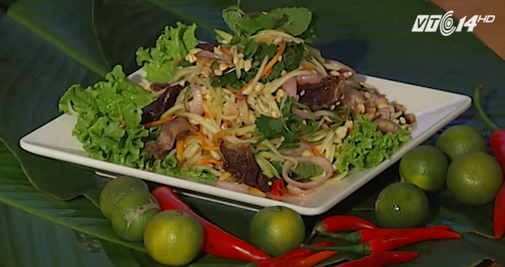 Cách làm nộm mề gà giòn ngon, thanh mát cho ngày nóng