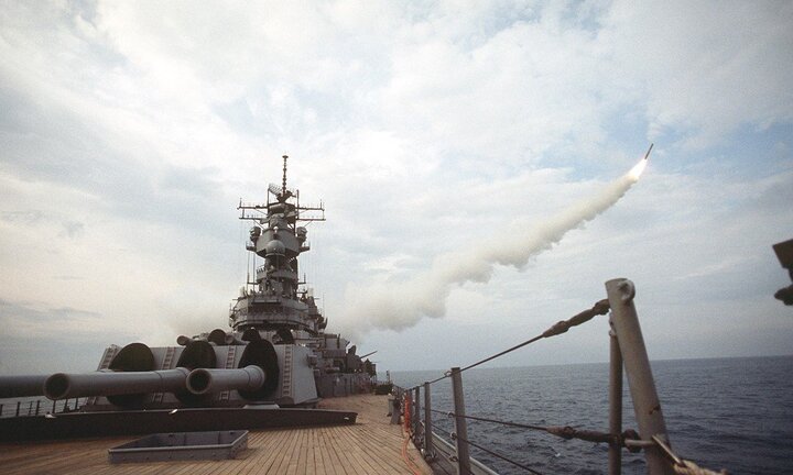 Số phận 36 tên lửa Tomahawk Mỹ bắn trượt mục tiêu Syria