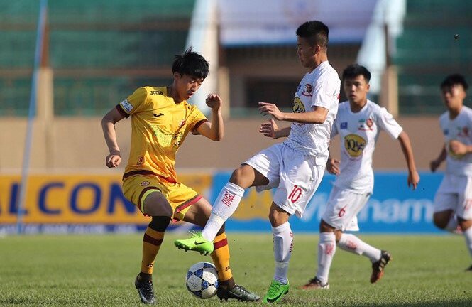Video: U19 HAGL Arsenal JMG ra mắt thất bại
