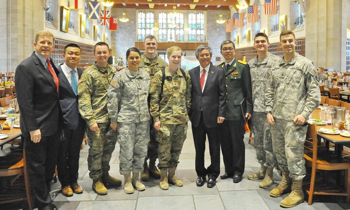 Đại sứ Việt Nam tại Mỹ thăm Học viện quân sự West Point