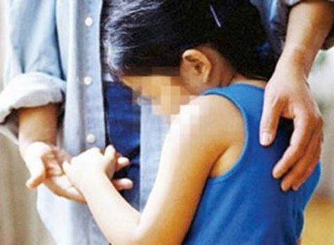 Khởi tố ông già 60 tuổi dâm ô bé gái lớp 6 nhiều lần